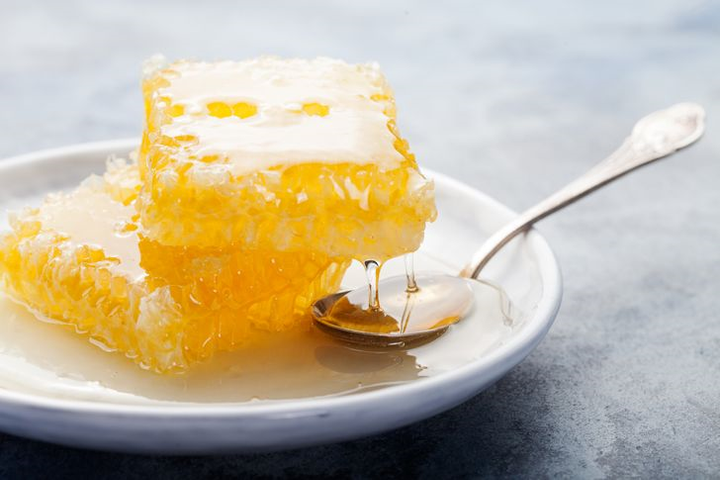 Ngay khi thức dậy buổi sáng, bạn nên thực hiện 5 thói quen này - 4