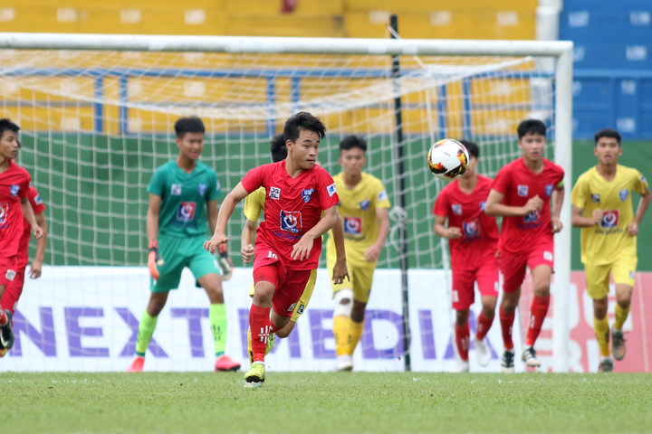 Huỳnh Kesley Alves đưa học trò vào bán kết giải bóng đá Vô địch U15 Quốc gia - 1