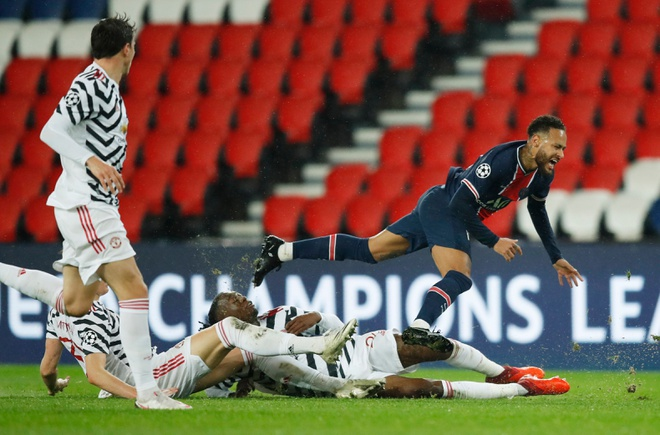 Rashford tỏa sáng, Man Utd đánh bại đương kim á quân Champions League - 1