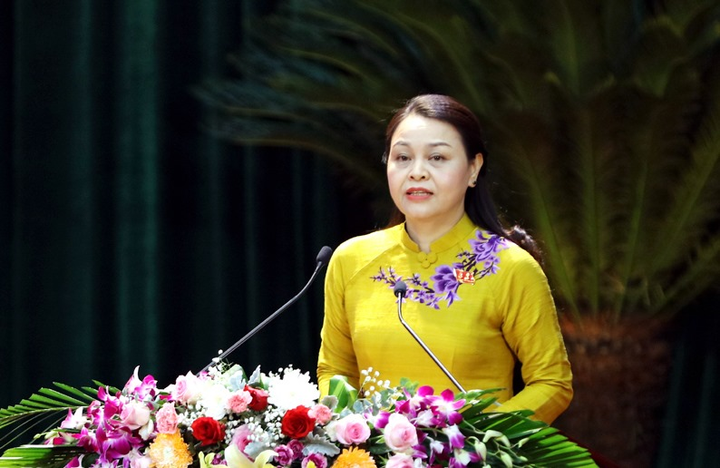 Ông Trần Quốc Vượng dự và chỉ đạo Đại hội Đảng bộ tỉnh Ninh Bình - 2