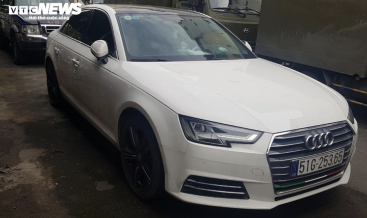 Giải cứu người đàn ông nghi bị giám đốc công ty bắt giữ trái pháp luật - 1