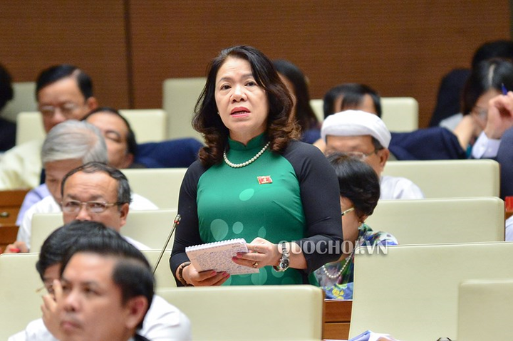 Chủ tịch Hội Chữ thập đỏ VN: Hy vọng Thuỷ Tiên chọn được cách làm từ thiện tốt - 3