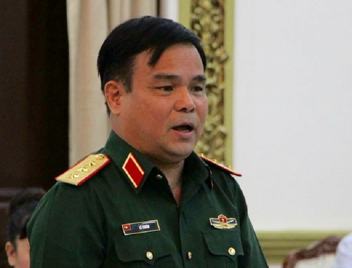 Hàng hóa cứu trợ miền Trung ứ đọng rất nhiều: Thứ trưởng Quốc phòng lý giải - 2