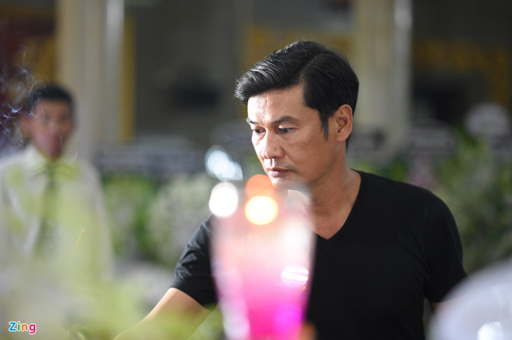 NSND Bạch Tuyết, Trường Giang và nhiều nghệ sĩ đến viếng NSND Lý Huỳnh - 7