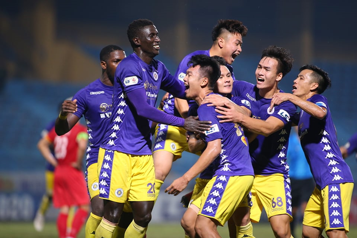 Trực tiếp Viettel 0-0 Hà Nội FC: Tấn Trường cứu thua xuất sắc - 9