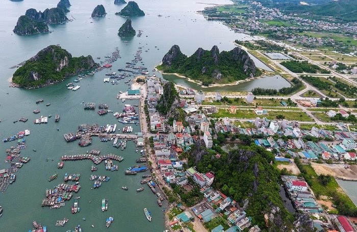 Hết thời sốt đất, giá bất động sản Quảng Ninh giảm sâu - 1