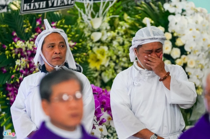 Nghệ sĩ Việt đưa tiễn NSND Lý Huỳnh về nơi an nghỉ - 3