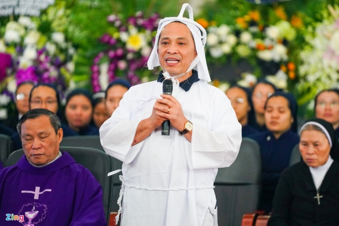 Nghệ sĩ Việt đưa tiễn NSND Lý Huỳnh về nơi an nghỉ - 4