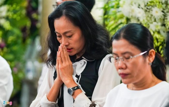 Nghệ sĩ Việt đưa tiễn NSND Lý Huỳnh về nơi an nghỉ - 5