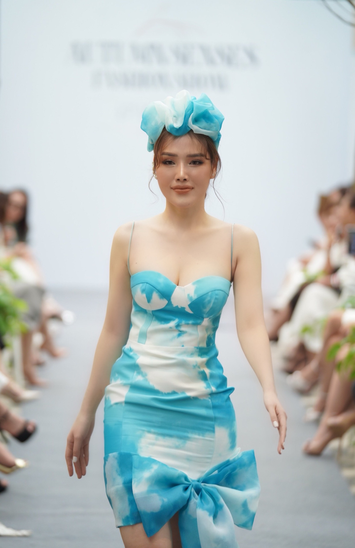 Nhã Phương: Ấn tượng với vai trò người mẫu trên sàn diễn - 2