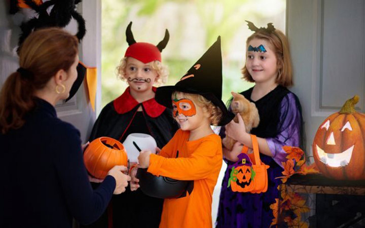 Thị trường đồ hóa trang Halloween 2020 sôi động bất chấp COVID -19 - 4