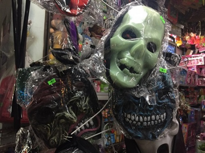 Thị trường đồ hóa trang Halloween 2020 sôi động bất chấp COVID -19 - 6