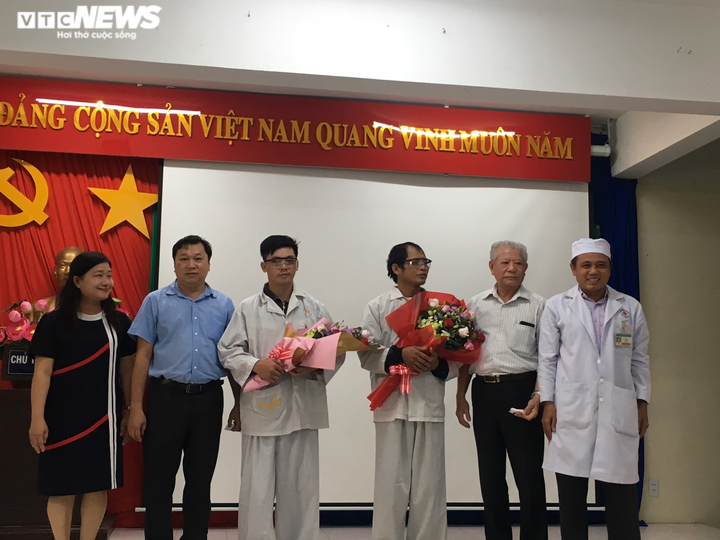 Cảm động người phụ nữ ung thư ngực hiến tặng giác mạc trước khi qua đời - 2