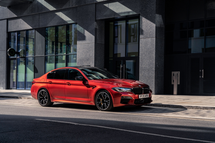 BMW M5 ấn tượng và 'ngầu' hơn với bản nâng cấp 2021 - 9