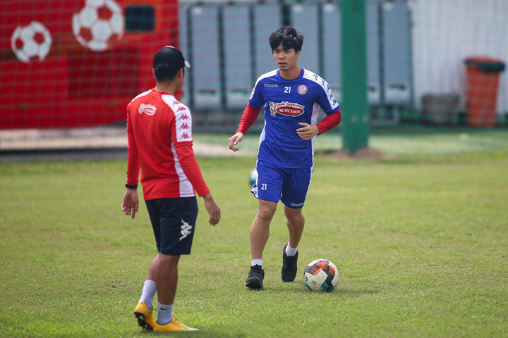 Công Phượng trở lại tập luyện nhưng không ra sân đối đầu HAGL - 1