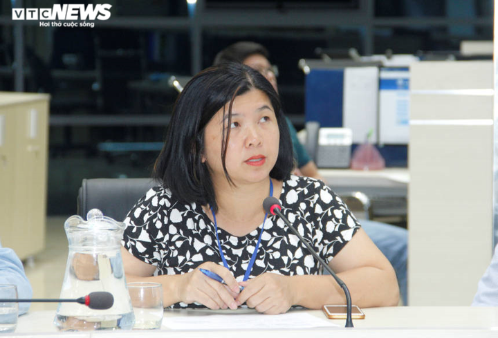 Cán bộ khí tượng thủy văn trắng đêm canh bão số 9 mạnh nhất 20 năm - 2