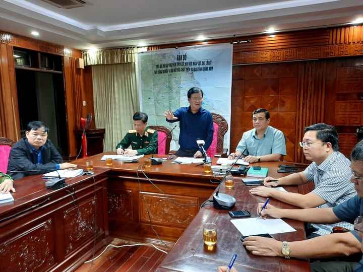 Cập nhật sạt lở kinh hoàng ở Nam Trà My: 53 người mất tích, tìm thấy 7 thi thể - 1