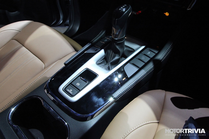 Isuzu MU-X thế hệ mới được ra mắt tại Thái Lan - 11