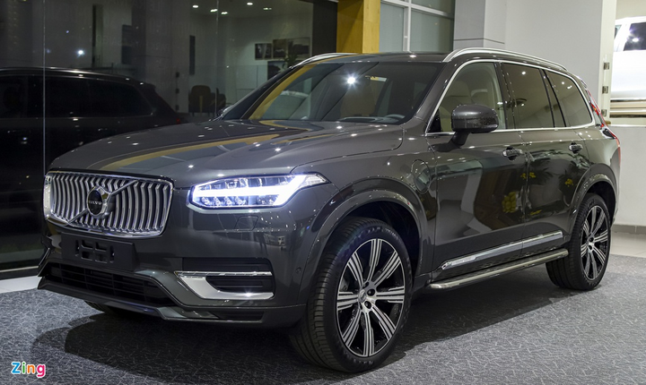 SUV sang 7 chỗ Volvo XC90 T8 2020 ra mắt tại Việt Nam - 1