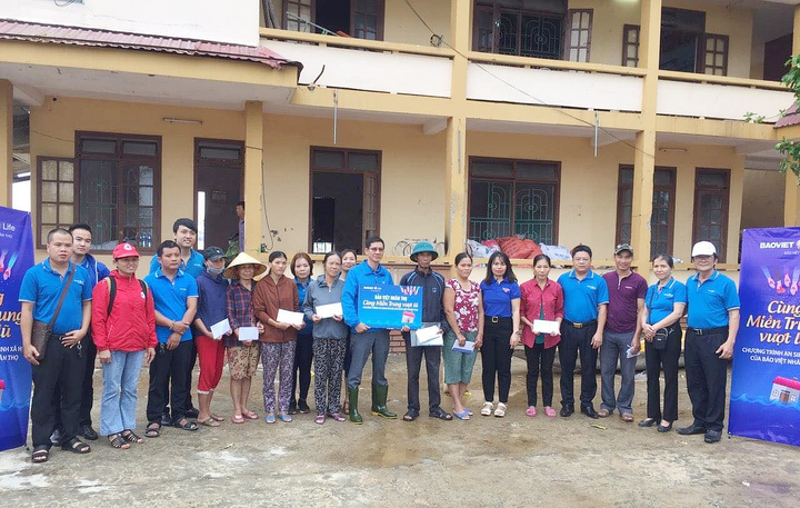 Bảo Việt ủng hộ gần 3 tỷ đồng hỗ trợ miền Trung khắc phục hậu quả bão lũ - 3