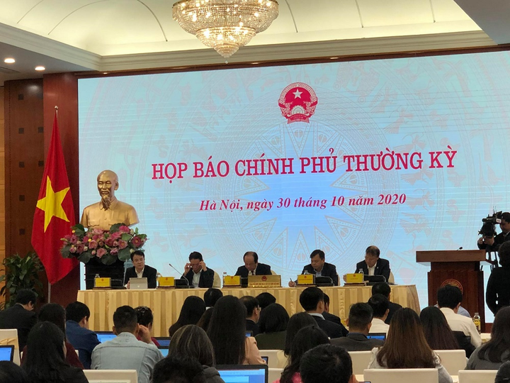 Lũ chồng lũ, bão chồng bão: Thiệt hại kinh tế hơn 2.700 tỷ đồng - 2