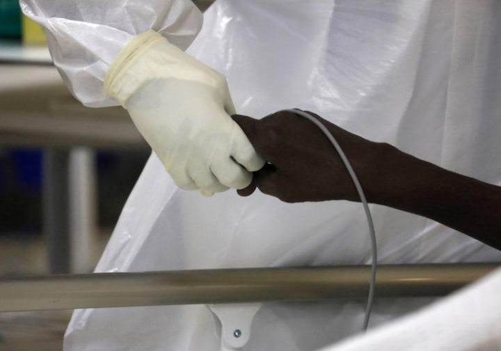 Dịch COVID-19 lây lan khủng khiếp trên thế giới, hơn nửa triệu ca bệnh/ngày - 1