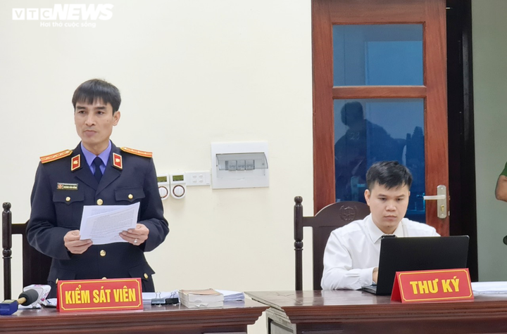 Hình ảnh 'mẹ mìn' bắt cóc bé trai 2 tuổi ở Bắc Ninh hầu tòa sơ thẩm - 4