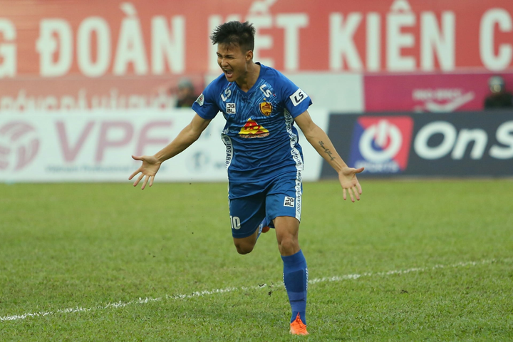 Trực tiếp SLNA 1-1 Nam Định, Hải Phòng 2-4 Quảng Nam: Nam Định trụ hạng - 5