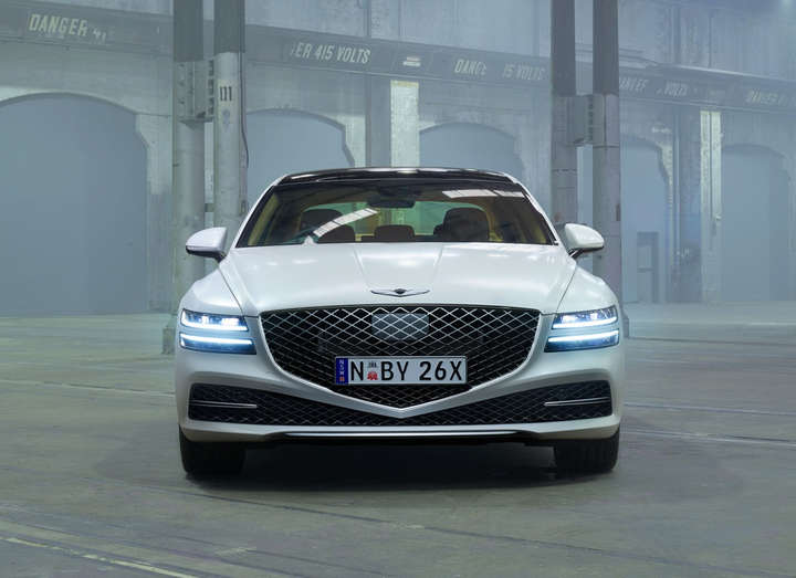 Xe sang Genesis G80 2021 có giá gần 60.000 USD tại Australia - 3