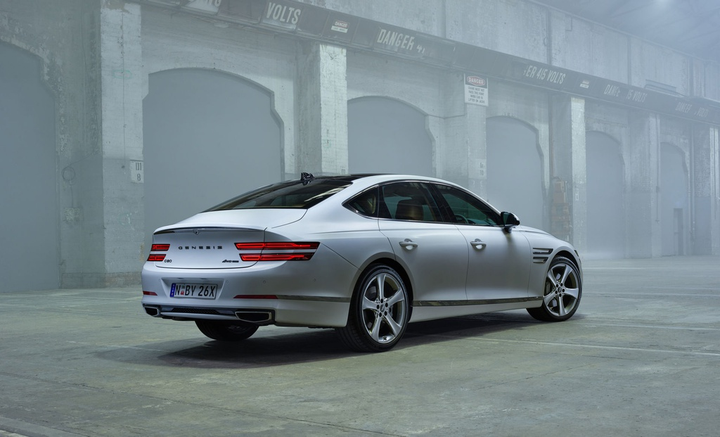 Xe sang Genesis G80 2021 có giá gần 60.000 USD tại Australia - 4