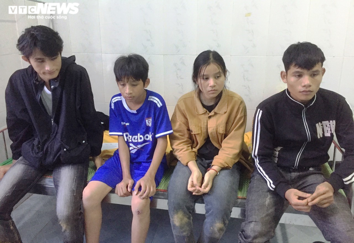 Nước mắt Trà Leng: Bỗng chốc thành học trò mồ côi - 2