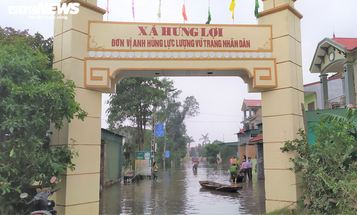 Ảnh: Nghịch lý trạm bơm khổng lồ 'đắp chiếu' nhiều năm, nhà dân vẫn ngập gần 2m - 6