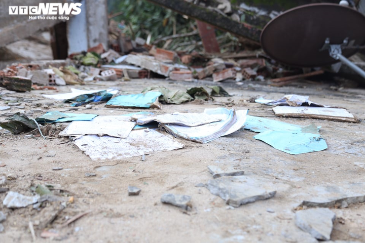 Ảnh: Ám ảnh những đồ vật còn sót lại sau vụ sạt lở kinh hoàng ở Trà Leng - 6