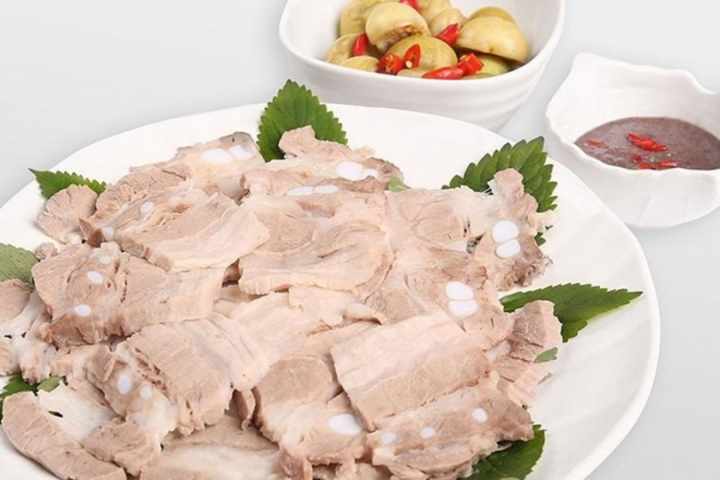 Cách luộc thịt, hải sản ngon và không mất chất - 1