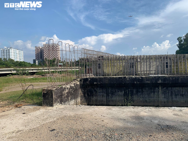 Ảnh: Dự án nối Thủ Đức với trung tâm TP.HCM 'nằm im' chưa biết ngày hoàn thành - 6