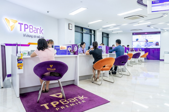 TPBank lọt Top 5 ngân hàng bán lẻ tốt nhất Việt Nam - 1
