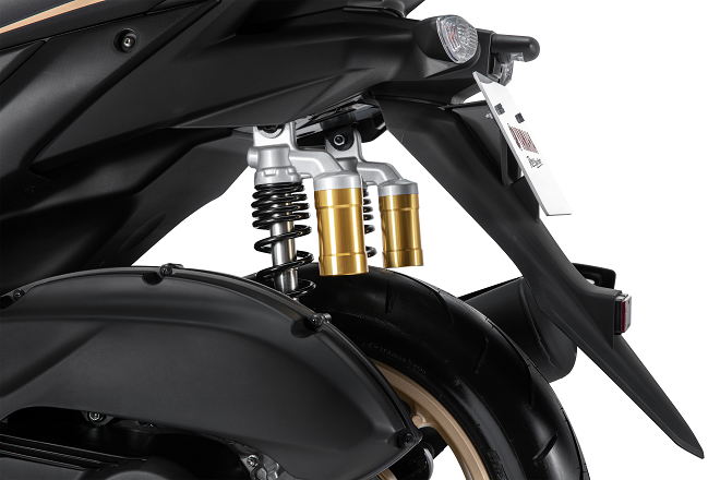 Yamaha Motor Việt Nam chính thức giới thiệu siêu xe ga thể thao NVX 155 VVA - 11