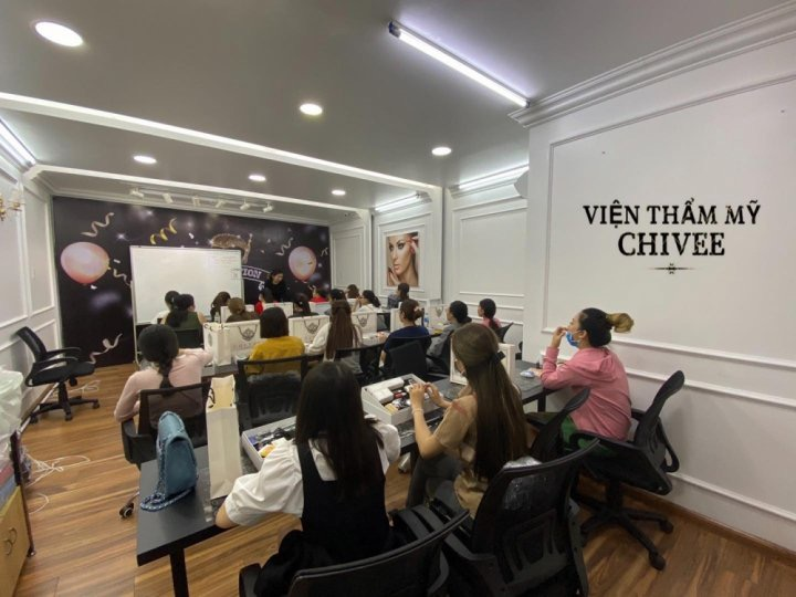 CEO Chi Vee và sứ mệnh trong ngành công nghiệp làm đẹp - 6
