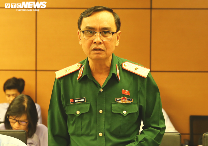 Thảo luận góp ý Văn kiện Đại hội XIII: Cần xây dựng năng lực phòng thủ dân sự - 1