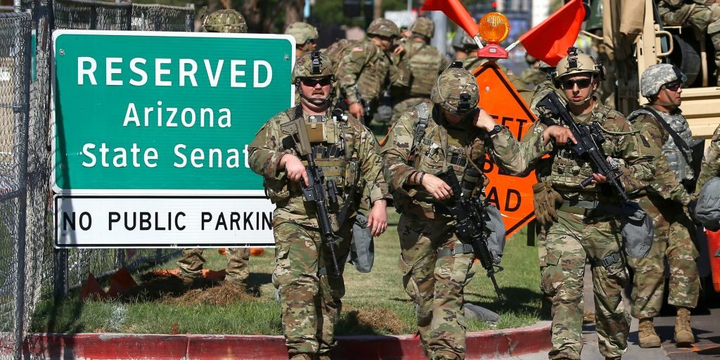 Nguy cơ bạo động sau bầu cử Mỹ, nhiều bang điều Vệ binh quốc gia dẹp loạn - 1