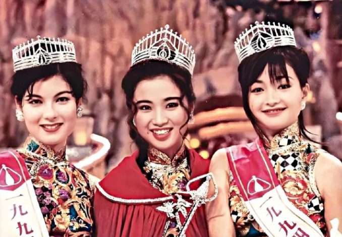 Mỹ nhân 'Thần điêu đại hiệp' chật vật kiếm tiền ở tuổi 50 - 3