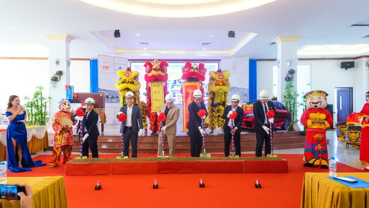 TNR Amaluna chính thức khởi công dãy nhà phố thương mại - 1