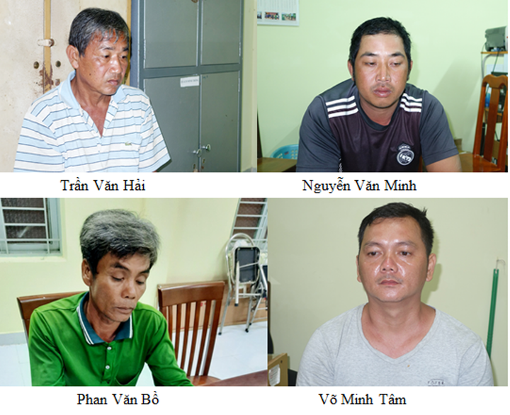 Thủ đoạn của 4 kẻ chuyển lậu 51kg vàng từ Campuchia vào Việt Nam - 1