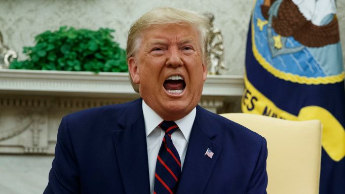 Tổng thống Trump liên tục yêu cầu đếm lại phiếu - 1