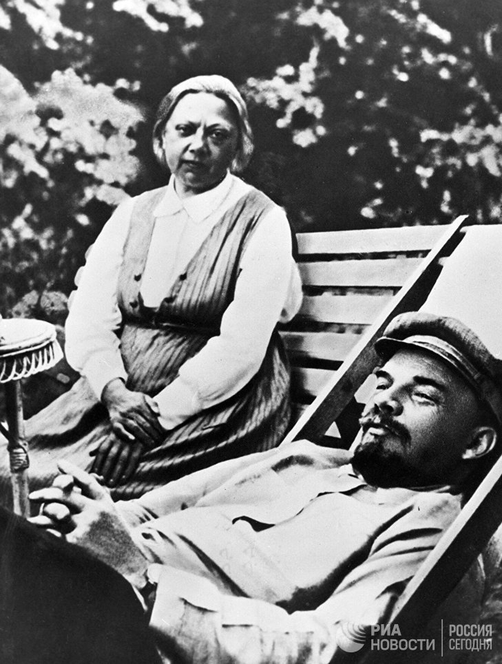 Nhớ về Cách mạng Tháng Mười Nga, trân trọng di sản văn hóa Xô – Viết nhân văn - 3