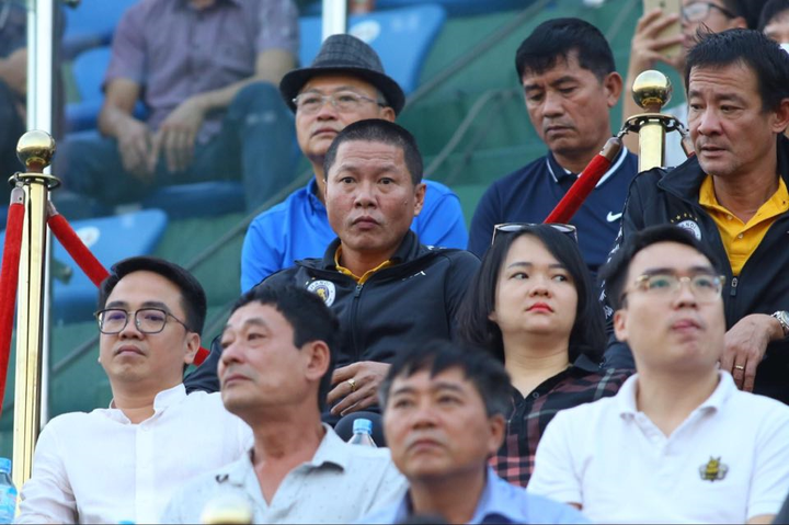 Trực tiếp Than Quảng Ninh 0-4 Hà Nội FC: Quang Hải, Văn Quyết ghi bàn - 5