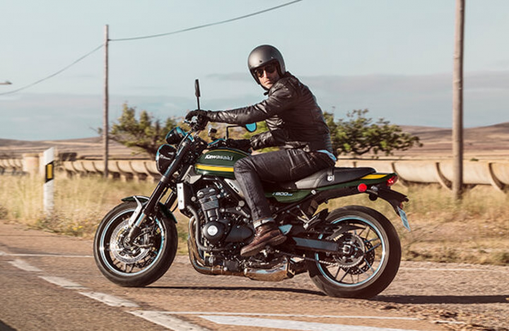 Ấn tượng màu sơn mới của Kawasaki Z900RS 2021 - 1