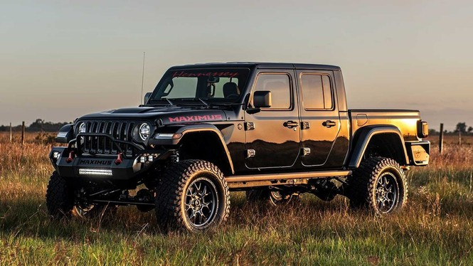 Những mẫu xe bán tải có tốc độ nhanh nhất thế giới - 3