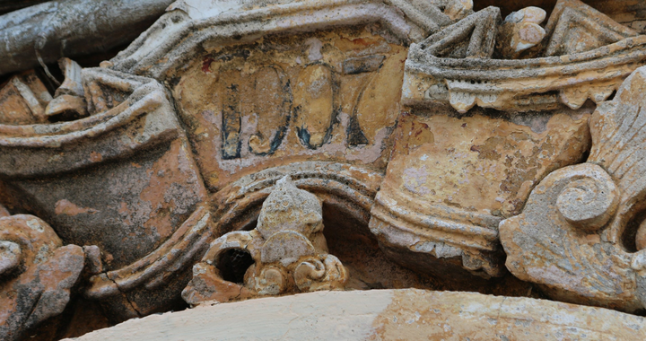 Kỳ lạ ngôi đình được ôm chặt bởi 2 cây bồ đề ở miền Tây - 4