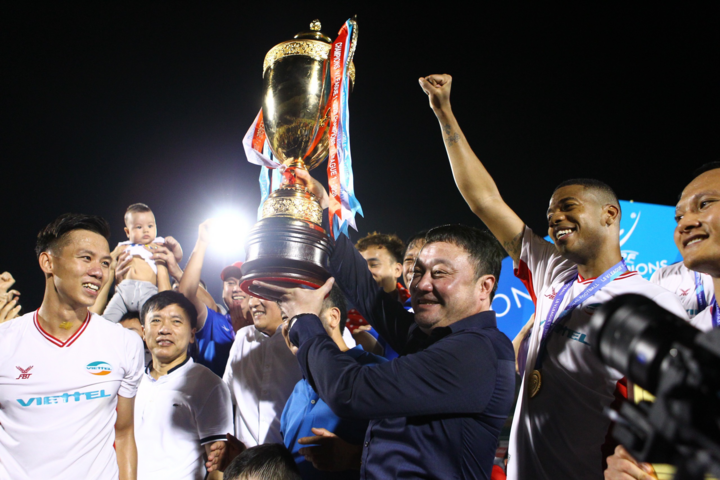 Sức hút V-League 2020 từ những điều kỳ lạ - 5